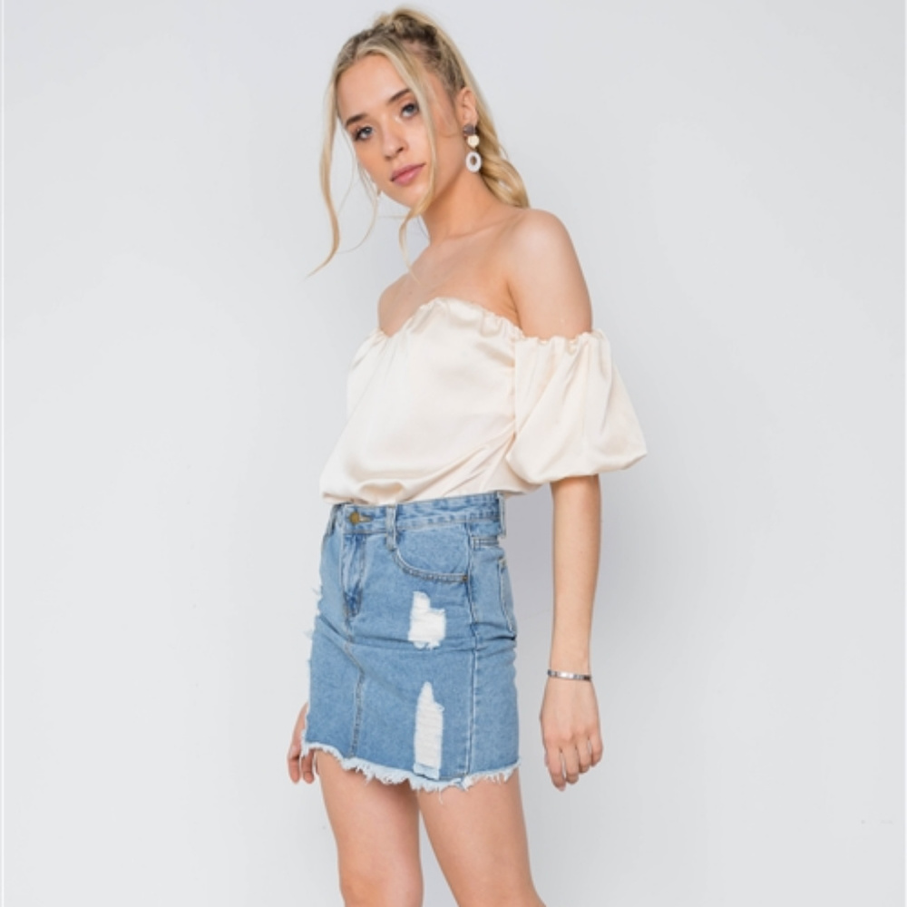 🆕 Off Shoulder Bodysuit - Picture 2 of 4